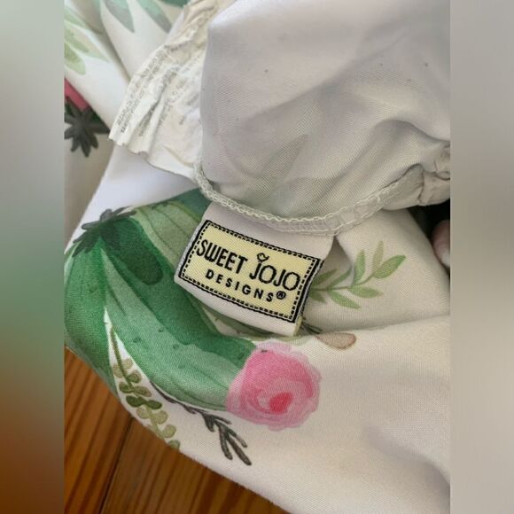 Sweet Jojo Designs Crib Sheet - Picture 2 of 4